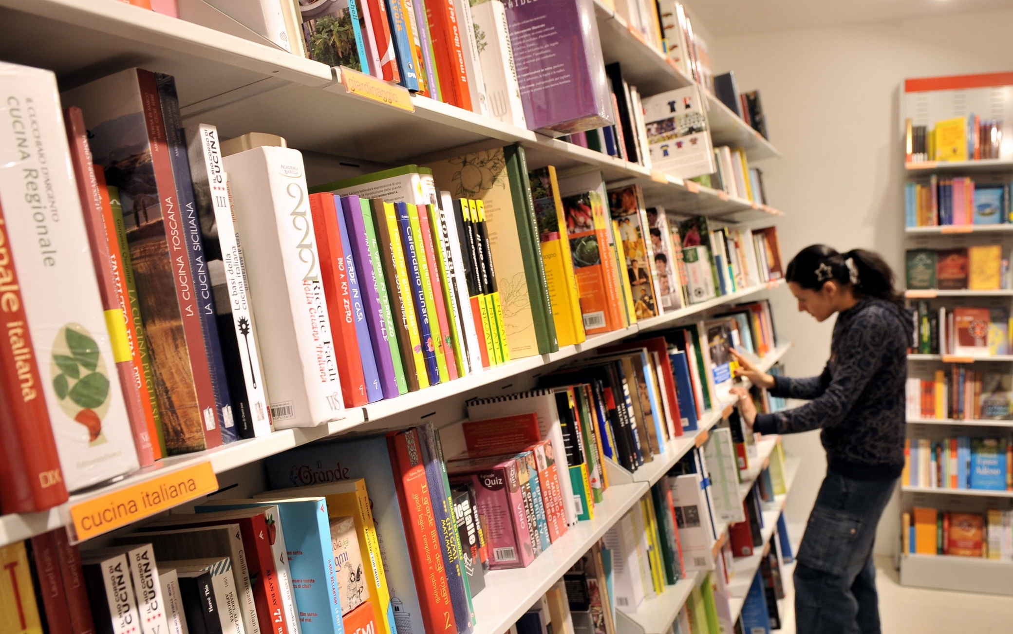 Scade il bonus cultura 18 App, ma arrivano due nuove carte a